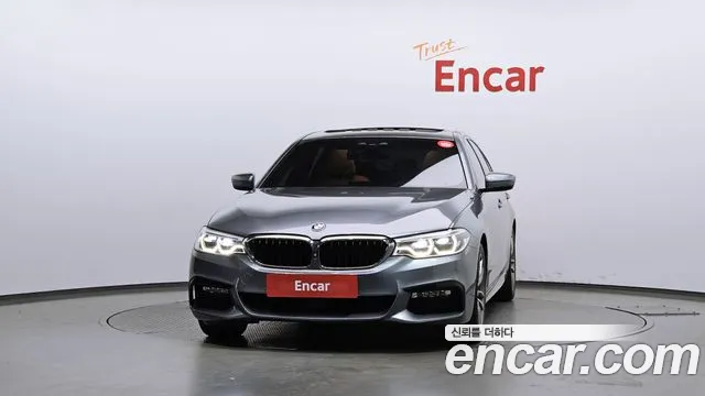 BMW 5 серии 2017 thumb 4