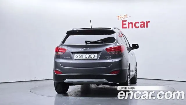 Hyundai Tucson 2011 thumb 10