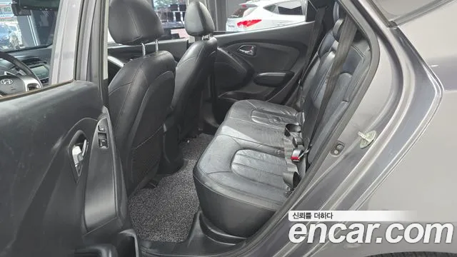 Hyundai Tucson 2011 thumb 8