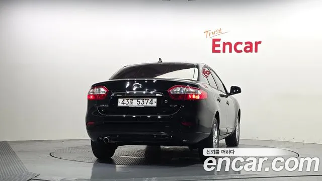 Renault SM3 2018 thumb 11
