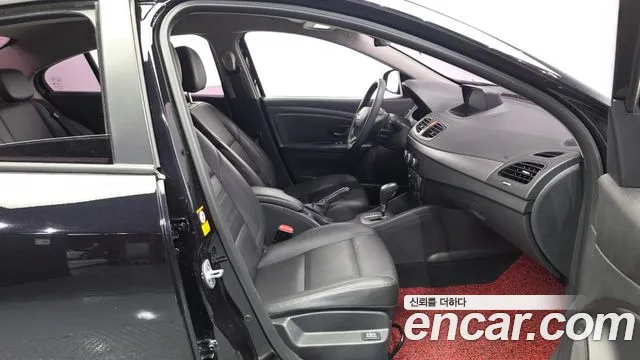 Renault SM3 2018 thumb 4
