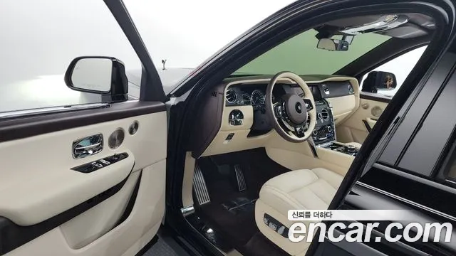 Rolls-Royce Cullinan 2019 thumb 5