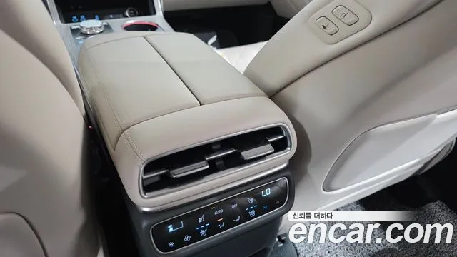 Genesis GV80 2023 thumb 2