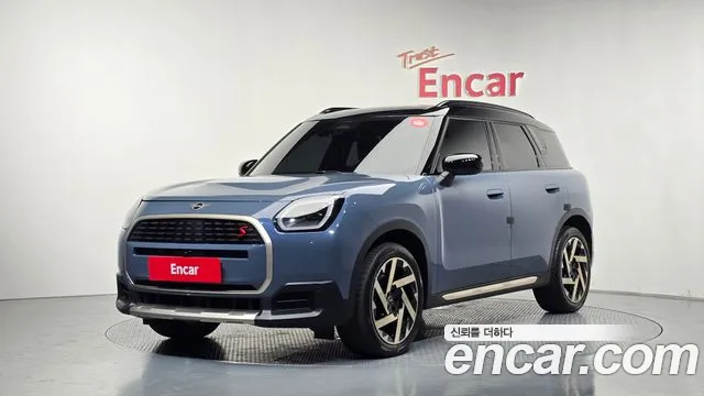 Mini Cooper 2025 thumb 4