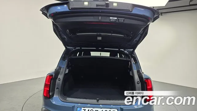 Mini Cooper 2025 thumb 11