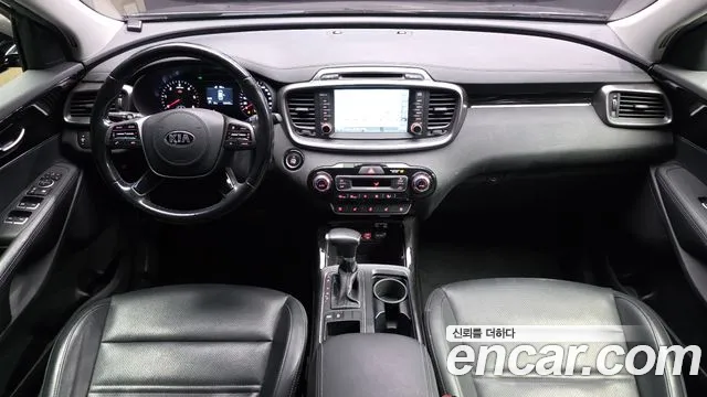 Kia Sorento 2017 thumb 9
