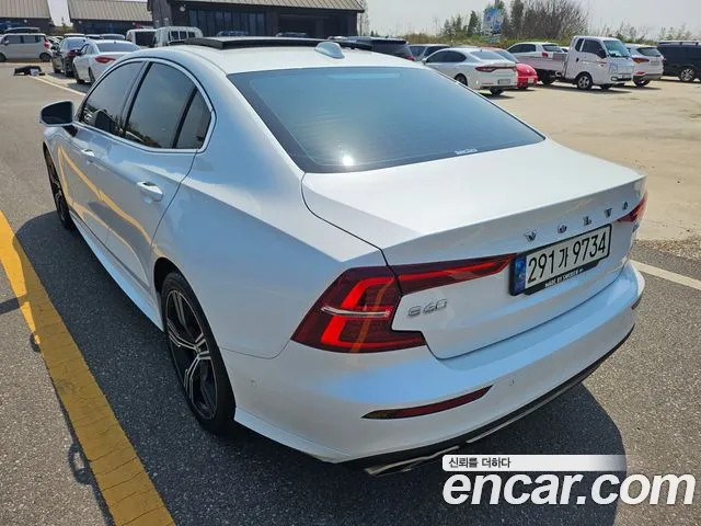 Volvo S60 2020 thumb 7