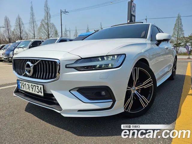 Volvo S60 2020 thumb 11