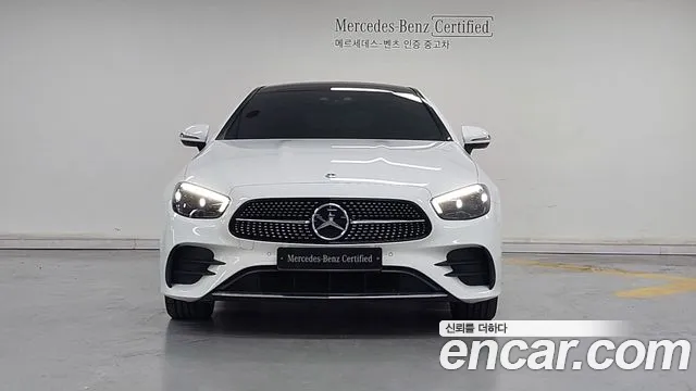 Mercedes-Benz E-Class 2022 thumb 3