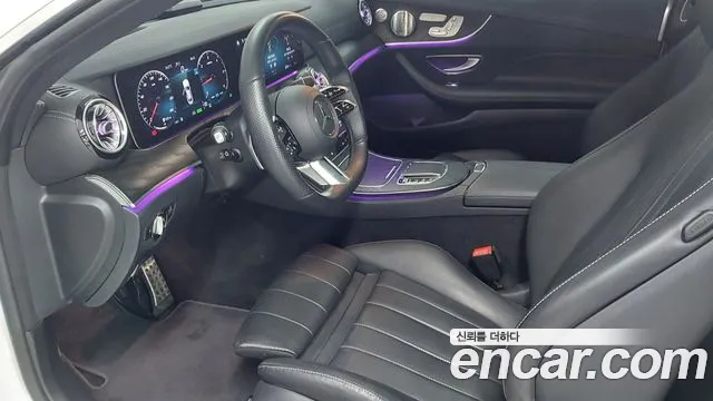 Mercedes-Benz E-Class 2022 thumb 5