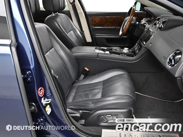 Jaguar XJ 2013 thumb 11