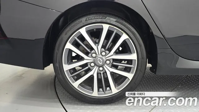 Renault SM7 2019 thumb 11