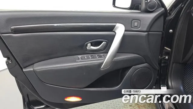 Renault SM7 2019 thumb 9