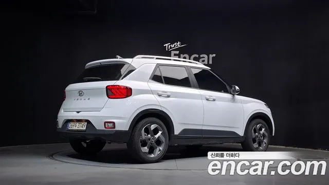 Hyundai Venue 2021 thumb 5