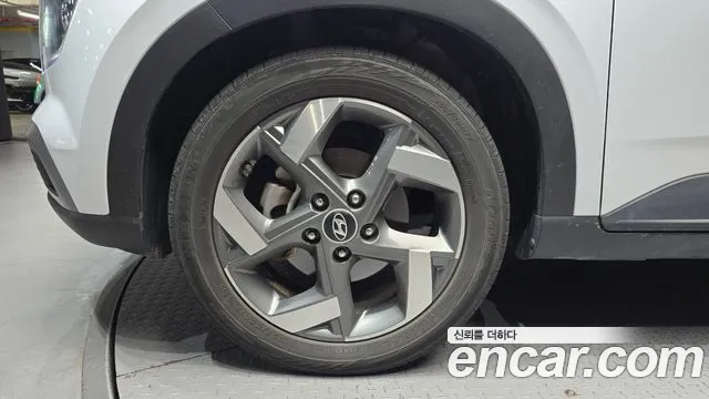 Hyundai Venue 2021 thumb 2
