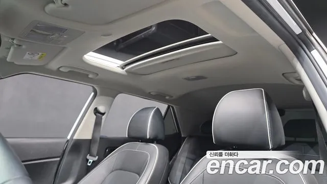 Hyundai Venue 2021 thumb 8