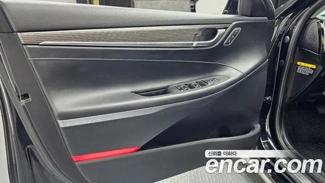 Hyundai Grandeur 2016 thumb 4