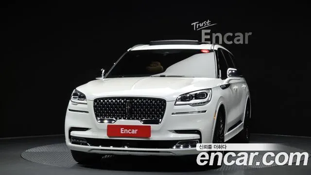 Lincoln Aviator 2022 thumb 7