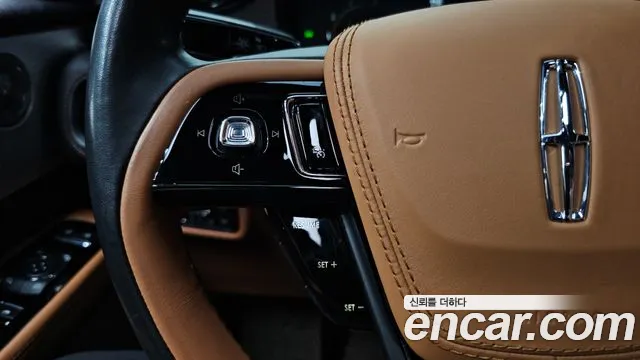 Lincoln Aviator 2022 thumb 12
