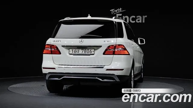 Mercedes-Benz GLE-Класс 2012 thumb 10