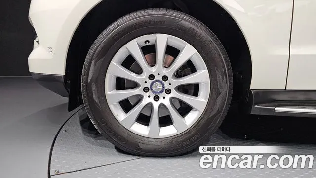 Mercedes-Benz GLE-Класс 2012 thumb 6