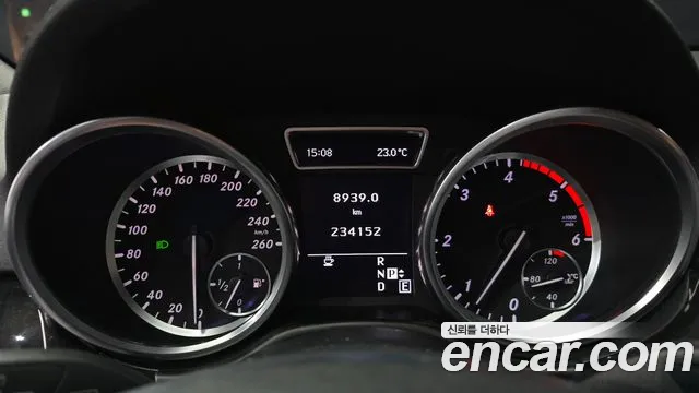 Mercedes-Benz GLE-Класс 2012 thumb 11