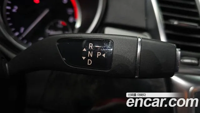 Mercedes-Benz GLE-Класс 2012 thumb 4