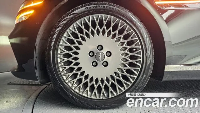 Genesis G80 2022 thumb 7