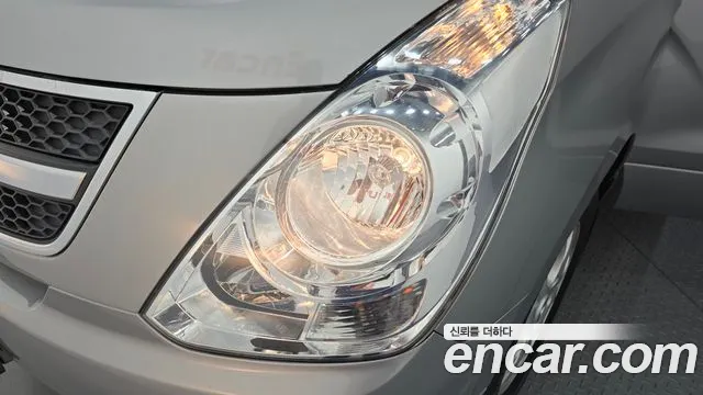 Hyundai Staria 2015 thumb 11