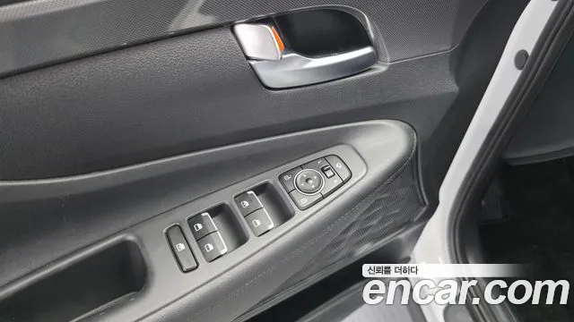 Hyundai Santa Fe 2022 thumb 11