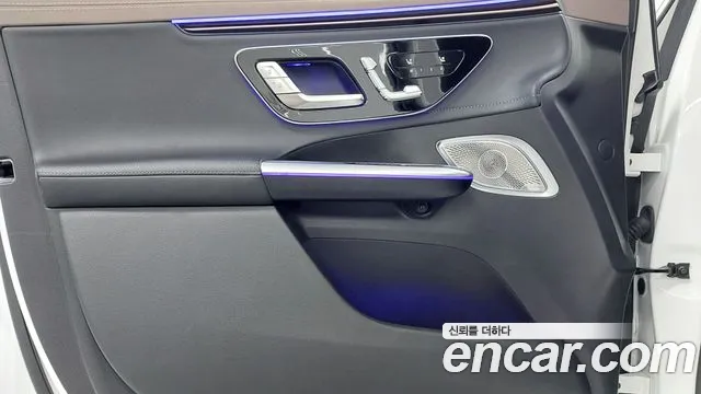 Mercedes-Benz EQE 2023 thumb 4