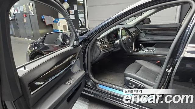 BMW 7 серии 2014 thumb 9