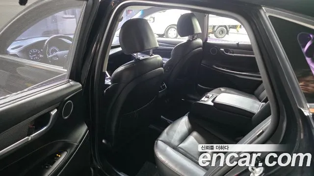 Hyundai Grandeur 2017 thumb 8