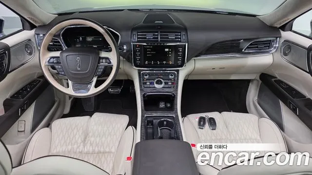 Lincoln Continental 2019 thumb 4