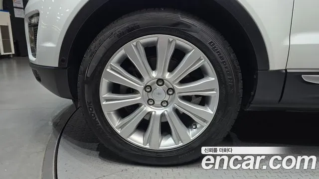 Land Rover Range Rover Evoque 2016 thumb 12