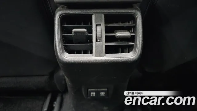 Lexus UX 2019 thumb 5