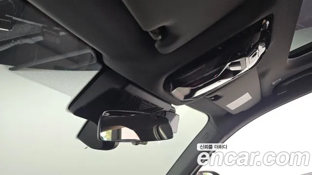 BMW 5 серии 2025 thumb 8