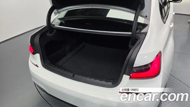BMW 3 серии 2021 thumb 5