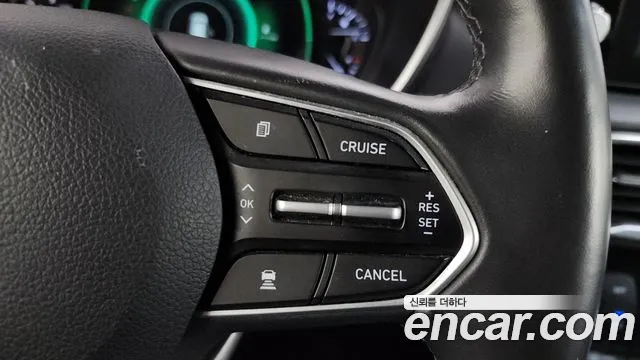 Hyundai Santa Fe 2018 thumb 9