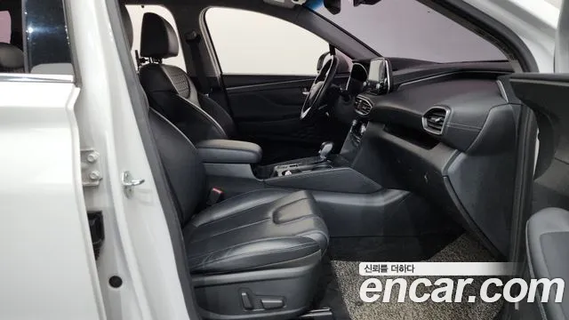 Hyundai Santa Fe 2018 thumb 10