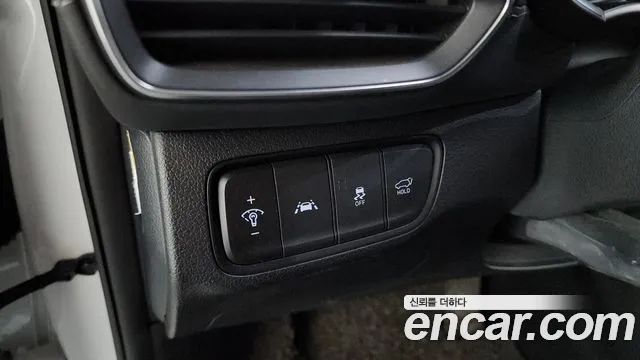 Hyundai Santa Fe 2018 thumb 5