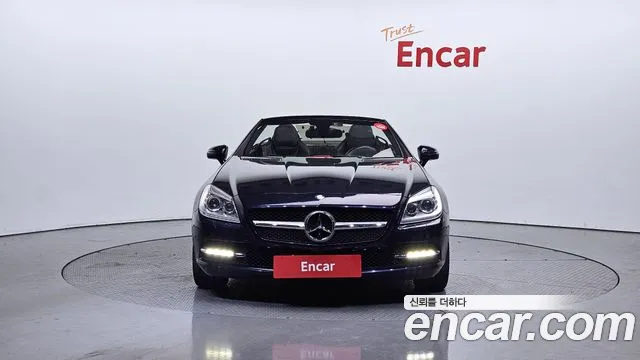 Mercedes-Benz SLK-Класс 2012 thumb 9