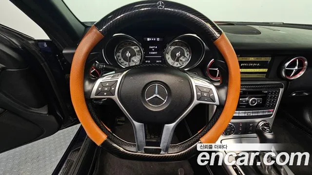 Mercedes-Benz SLK-Класс 2012 thumb 6