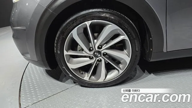 Kia Niro 2016 thumb 10