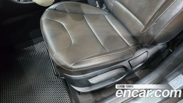 Kia Niro 2016 thumb 9