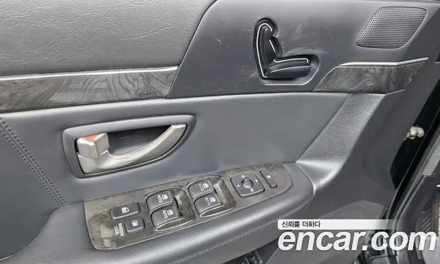 Kia Opirus 2009 thumb 8