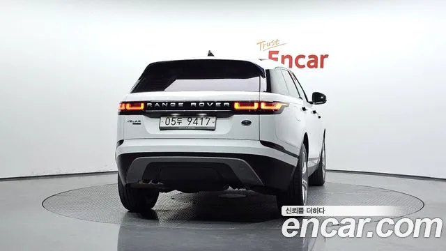 Land Rover Range Rover Velar 2018 thumb 11