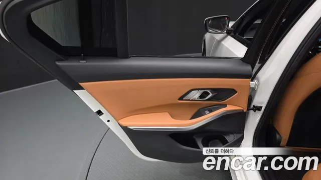 BMW 3 серии 2024 thumb 6