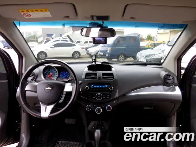 Chevrolet Spark 2015 thumb 2