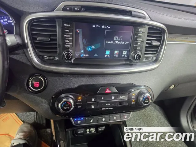 Kia Sorento 2014 thumb 4